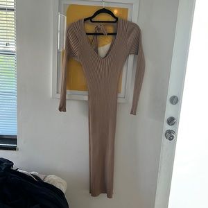 Stretchy long sleeve maxi beige /tan